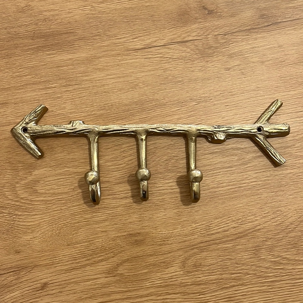 Golden Arrow Wall Hanger